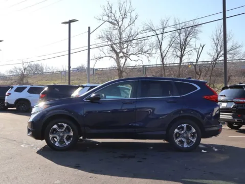 More photos of 2019 Honda CR-V EX at Jay Wolfe Honda, MO