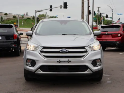 Photos of 2019 Ford Escape SE for sale in Kansas City, MO at Jay Wolfe Honda