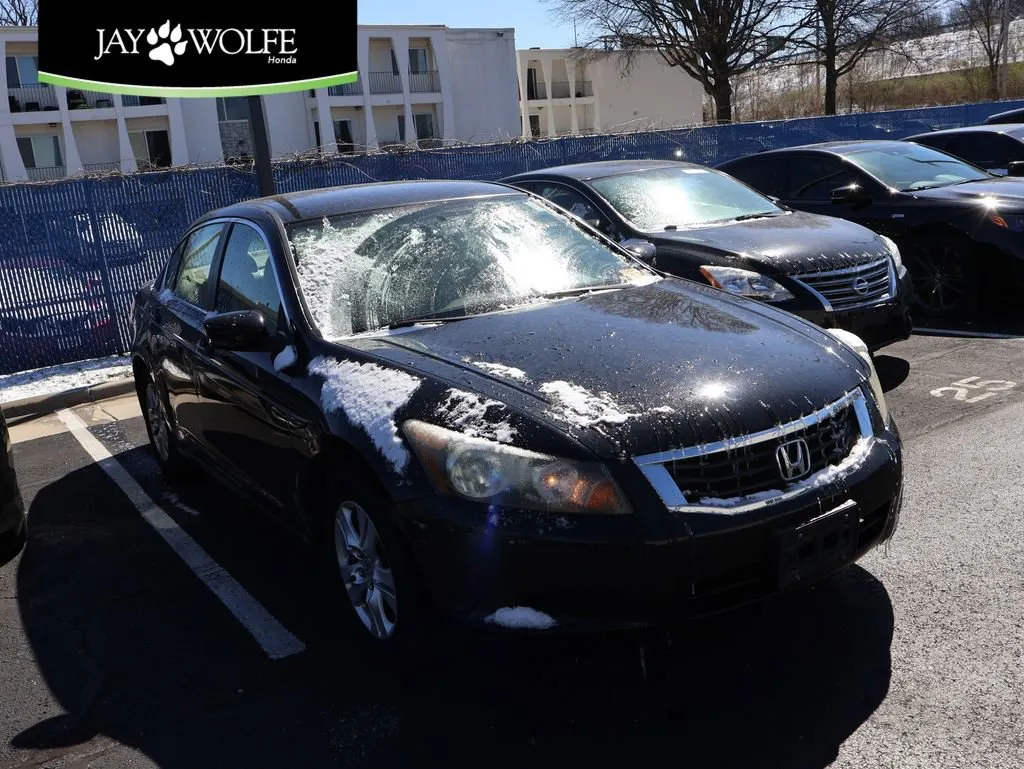 Black 2010 Honda Accord Sdn LX-P for sale in Kansas City, MO