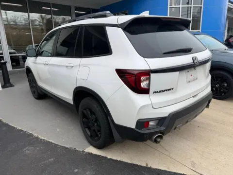 More photos of 2024 Honda Passport TrailSport at Jay Wolfe Honda, MO