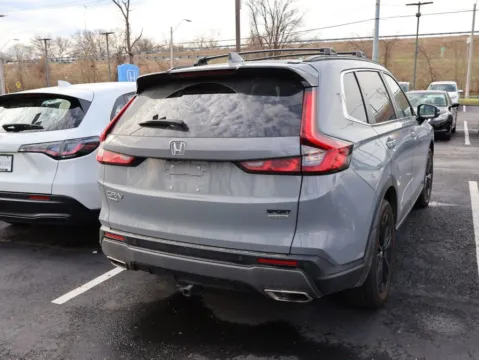 More photos of 2024 Honda CR-V Hybrid Sport Touring at Jay Wolfe Honda, MO