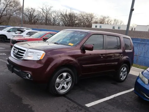 More photos of 2015 Honda Pilot EX at Jay Wolfe Honda, MO