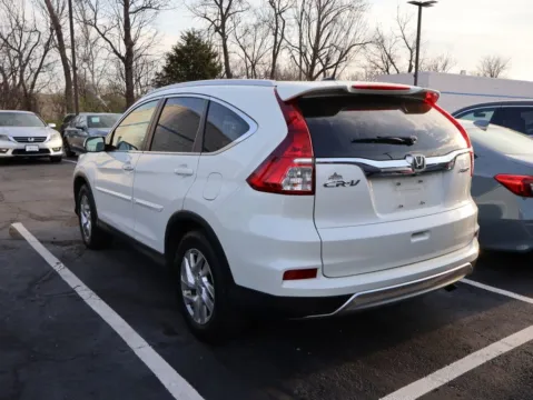 More photos of 2015 Honda CR-V EX-L at Jay Wolfe Honda, MO
