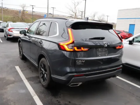 More photos of 2024 Honda CR-V Hybrid Sport-L at Jay Wolfe Honda, MO