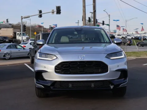 Photos of 2026 Honda HR-V EX-L for sale in Kansas City, MO at Jay Wolfe Honda