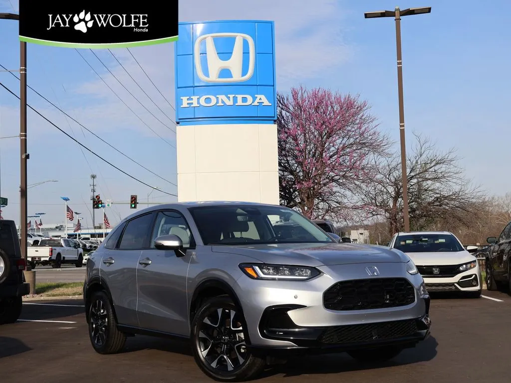 Silver 2026 Honda HR-V EX-L for sale in Kansas City, MO