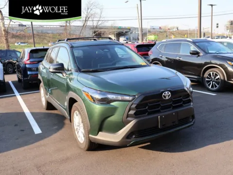 Green 2026 Toyota Corolla Cross LE for sale in Kansas City, MO