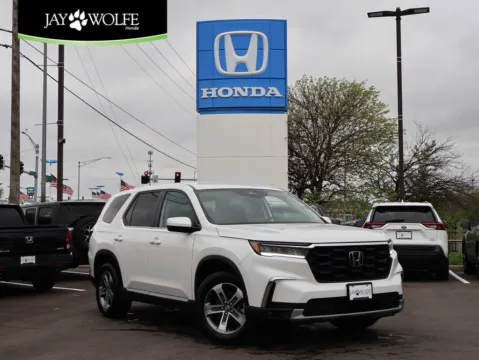 White 2025 Honda Pilot EX-L for sale in Kansas City, MO