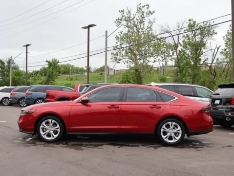 More photos of 2024 Honda Accord Sedan LX at Jay Wolfe Honda, MO