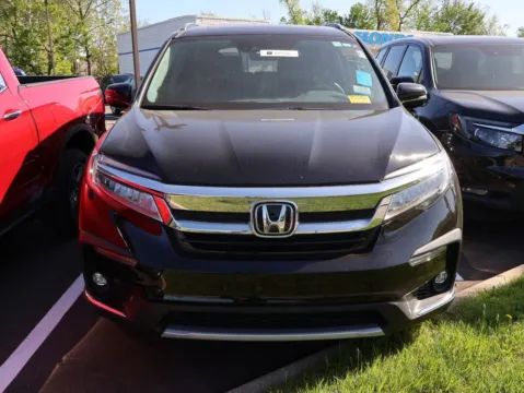 Photos of 2021 Honda Pilot Elite for sale in Kansas City, MO at Jay Wolfe Honda