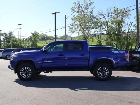 More photos of 2023 Toyota Tacoma TRD Sport at Jay Wolfe Honda, MO