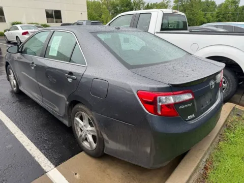 More photos of 2013 Toyota Camry SE at Jay Wolfe Honda, MO