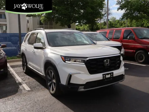 White 2025 Honda Pilot Elite for sale in Kansas City, MO