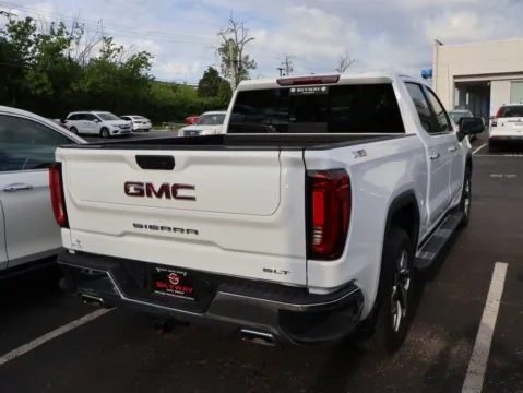 More photos of 2023 GMC Sierra 1500 SLT at Jay Wolfe Honda, MO