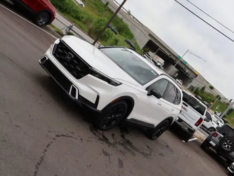 Another view of 2026 Honda CR-V Hybrid Sport Touring for sale in Kansas City, MO at Jay Wolfe Honda