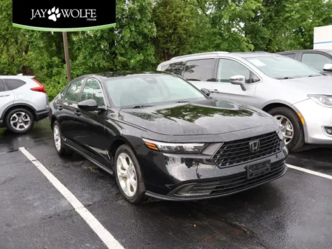 Black 2023 Honda Accord Sedan LX for sale in Kansas City, MO