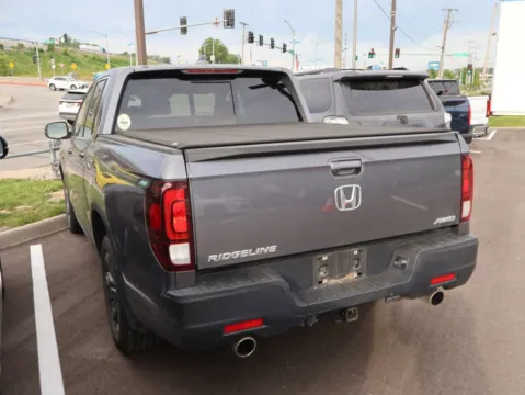 More photos of 2023 Honda Ridgeline RTL at Jay Wolfe Honda, MO