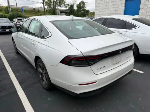 More photos of 2023 Honda Accord Sedan EX at Jay Wolfe Honda, MO