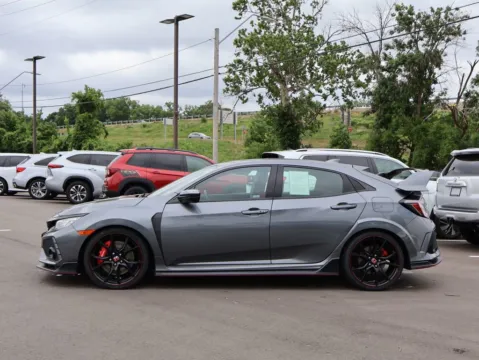 More photos of 2019 Honda Civic Type R Touring at Jay Wolfe Honda, MO