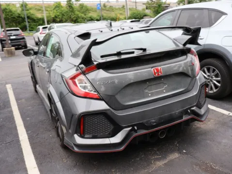 More photos of 2019 Honda Civic Type R Touring at Jay Wolfe Honda, MO