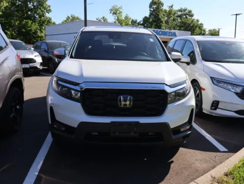 Photos of 2022 Honda Passport EX-L for sale in Kansas City, MO at Jay Wolfe Honda