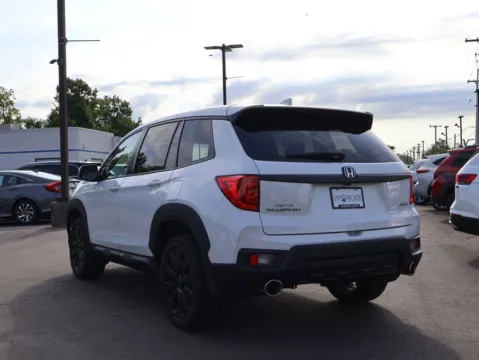 More photos of 2022 Honda Passport EX-L at Jay Wolfe Honda, MO