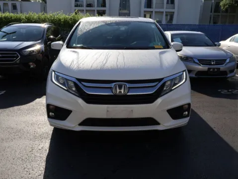 Photos of 2018 Honda Odyssey EX-L for sale in Kansas City, MO at Jay Wolfe Honda