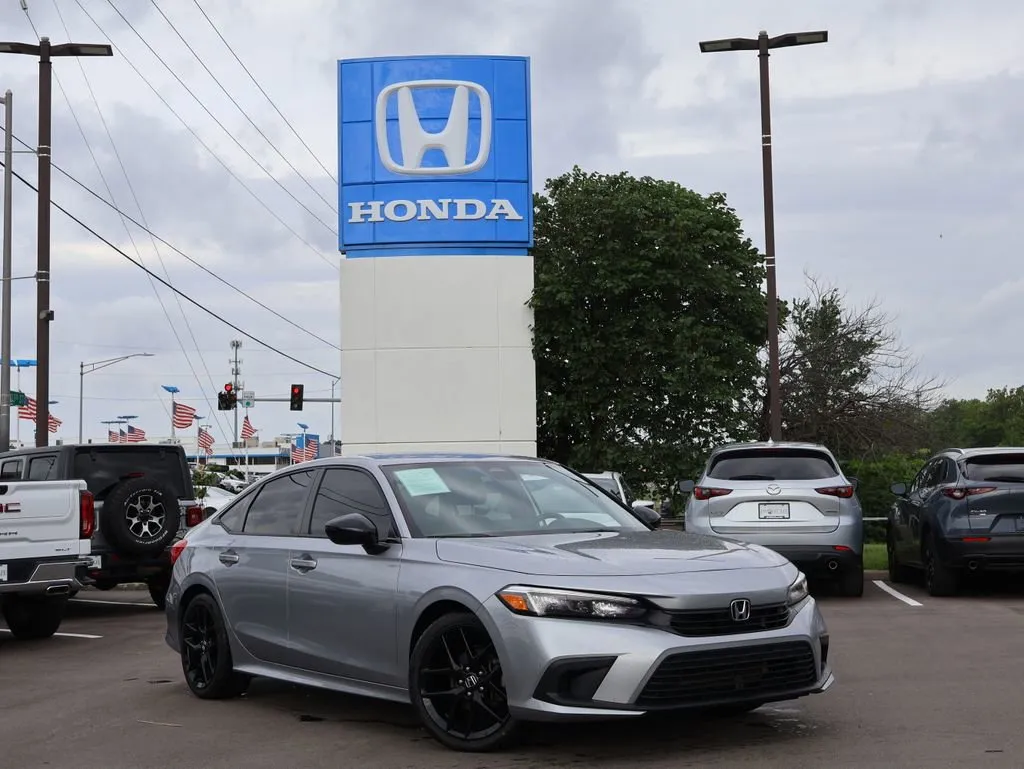 Silver 2022 Honda Civic Sedan Sport for sale in Kansas City, MO