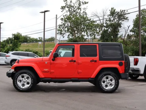 More photos of 2013 Jeep Wrangler Unlimited Sahara at Jay Wolfe Honda, MO