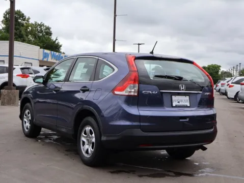 More photos of 2013 Honda CR-V LX at Jay Wolfe Honda, MO