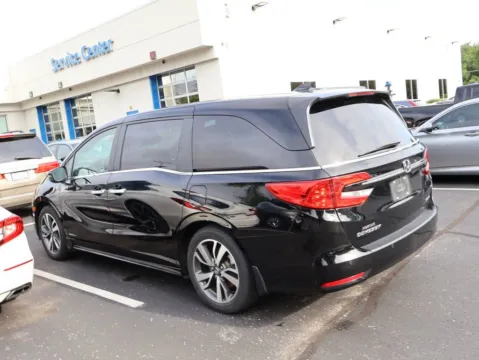 More photos of 2023 Honda Odyssey Touring at Jay Wolfe Honda, MO