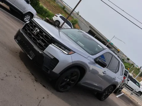 Another view of 2026 Honda Pilot Black Edition for sale in Kansas City, MO at Jay Wolfe Honda