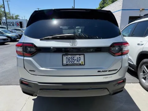 More photos of 2026 Honda Pilot Black Edition at Jay Wolfe Honda, MO