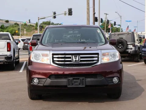 Photos of 2015 Honda Pilot EX-L for sale in Kansas City, MO at Jay Wolfe Honda