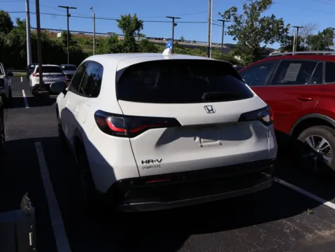 More photos of 2023 Honda HR-V EX-L at Jay Wolfe Honda, MO