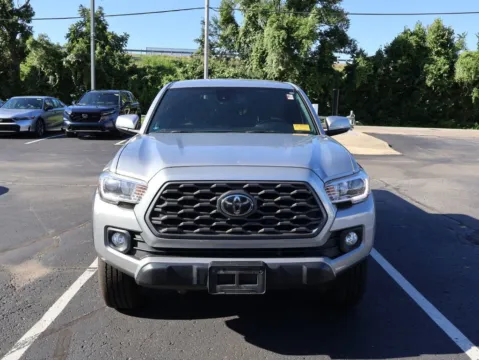 Photos of 2020 Toyota Tacoma TRD Off Road for sale in Kansas City, MO at Jay Wolfe Honda