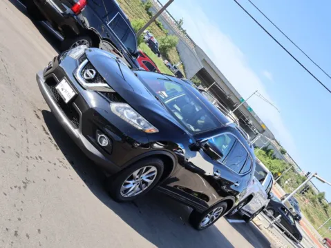 Another view of 2015 Nissan Rogue SL for sale in Kansas City, MO at Jay Wolfe Honda