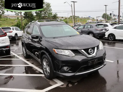 Black 2015 Nissan Rogue SL for sale in Kansas City, MO