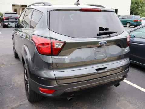 More photos of 2019 Ford Escape SE at Jay Wolfe Honda, MO