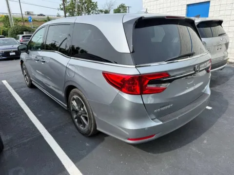 More photos of 2024 Honda Odyssey Elite at Jay Wolfe Honda, MO