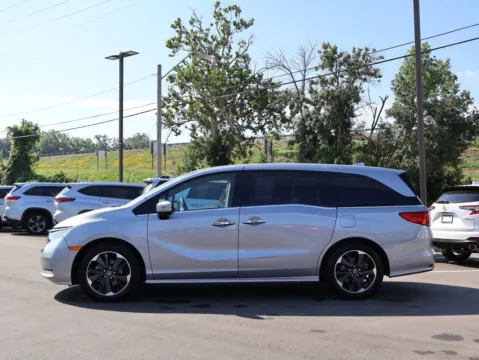 More photos of 2024 Honda Odyssey Elite at Jay Wolfe Honda, MO