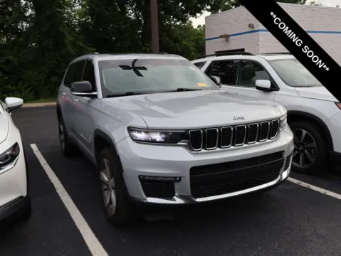 Silver 2021 Jeep Grand Cherokee L Limited for sale in Kansas City, MO