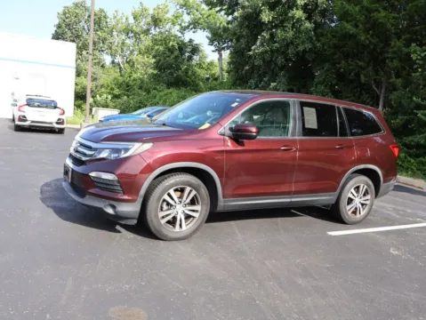 More photos of 2017 Honda Pilot EX-L at Jay Wolfe Honda, MO