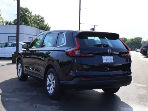 More photos of 2024 Honda CR-V LX at Jay Wolfe Honda, MO