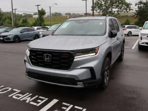 Another view of 2025 Honda Pilot TrailSport for sale in Kansas City, MO at Jay Wolfe Honda