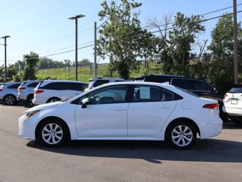 More photos of 2024 Toyota Corolla LE at Jay Wolfe Honda, MO