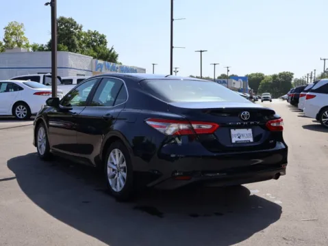More photos of 2018 Toyota Camry LE at Jay Wolfe Honda, MO