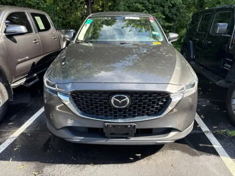 Photos of 2022 Mazda CX-5 2.5 S Select Package for sale in Kansas City, MO at Jay Wolfe Honda