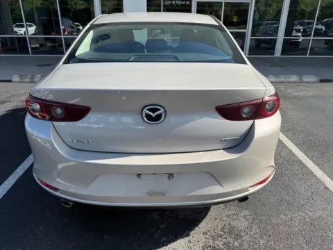 More photos of 2024 Mazda Mazda3 Sedan 2.5 S Select Sport at Jay Wolfe Honda, MO