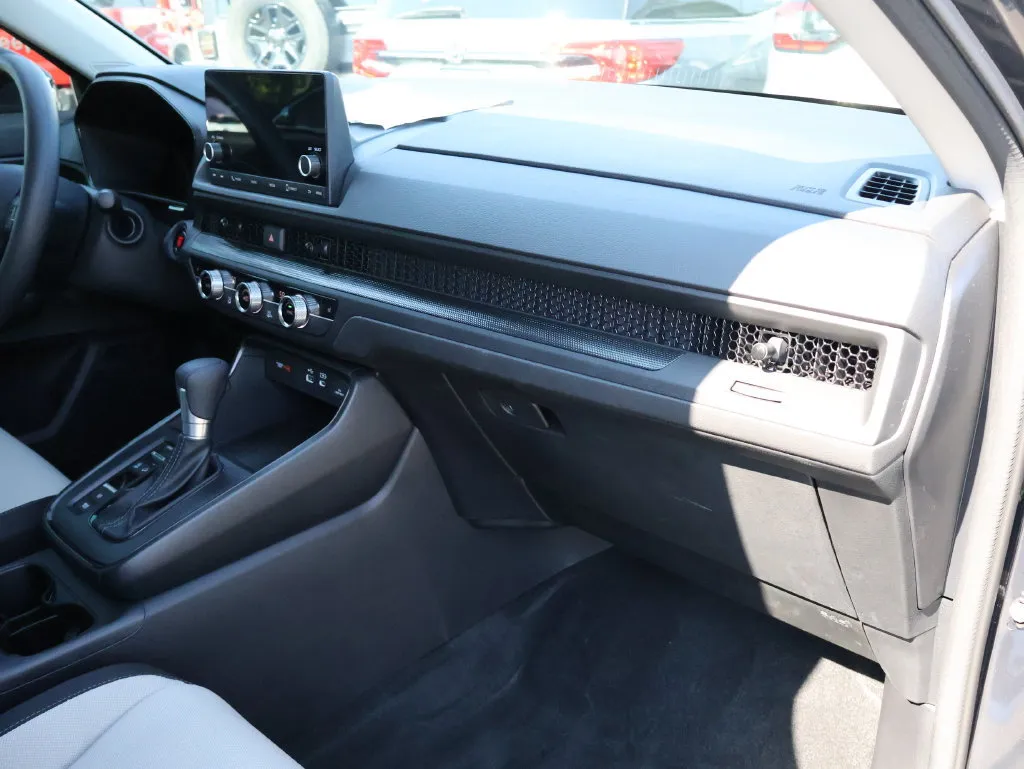 Honda CR-V photo 9